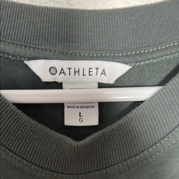 Athleta Green Crewneck Top L - Picture 4 of 6